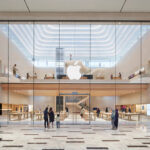 Apple plans ‘unusual’ retail meeting as iPhone launch looms