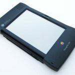 Today in Apple history: Newton MessagePad makes its last stand