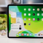 The rumors of a gigantic foldable iPad make no sense