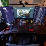 See a triple-display workstation’s 11-year evolution [Setups]
