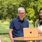 Tim Cook surprises Swift Student Challenge winners at Apple Park [Interview]